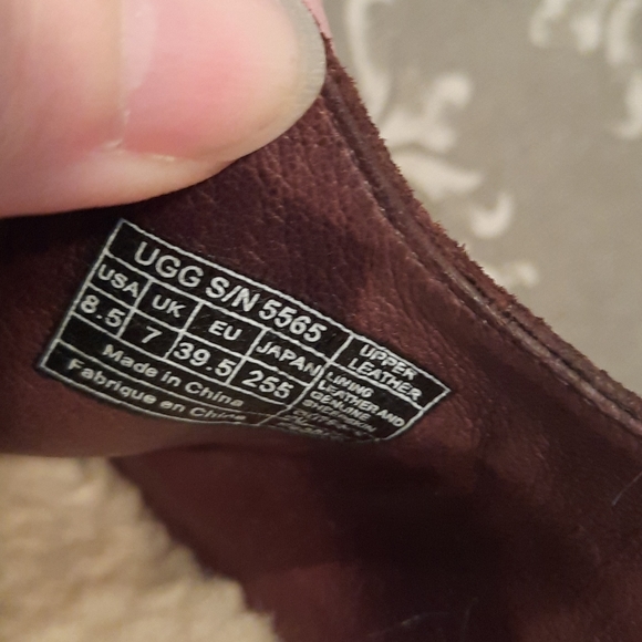 UGG heeled mules - Picture 11 of 11